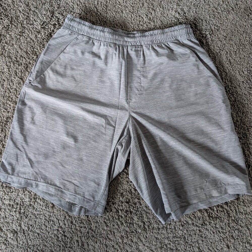 Lululemon Pace Breaker Short - 9" - Size Medium - No Liner - Heather
